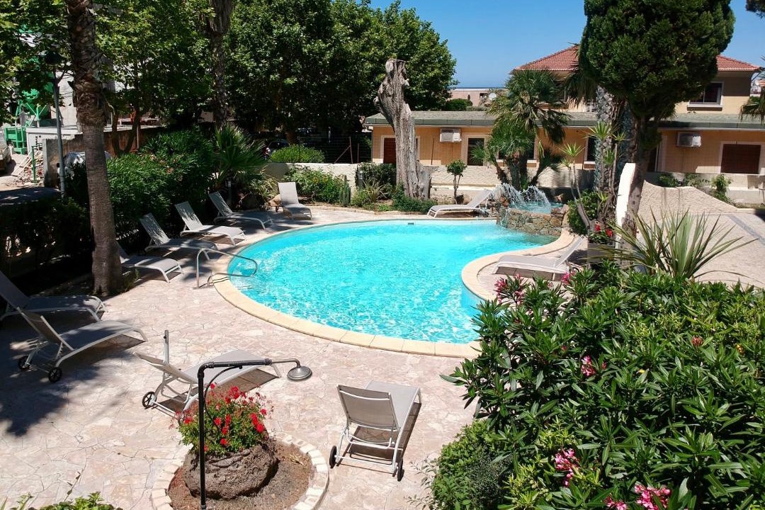 Photo of Others in L'Ile-Rousse