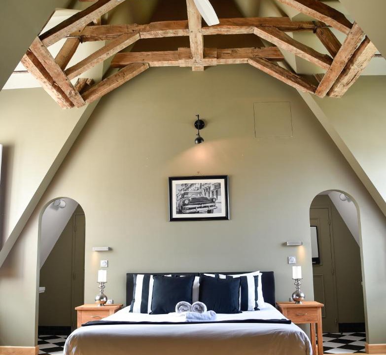 Photo of Others in Vernantes