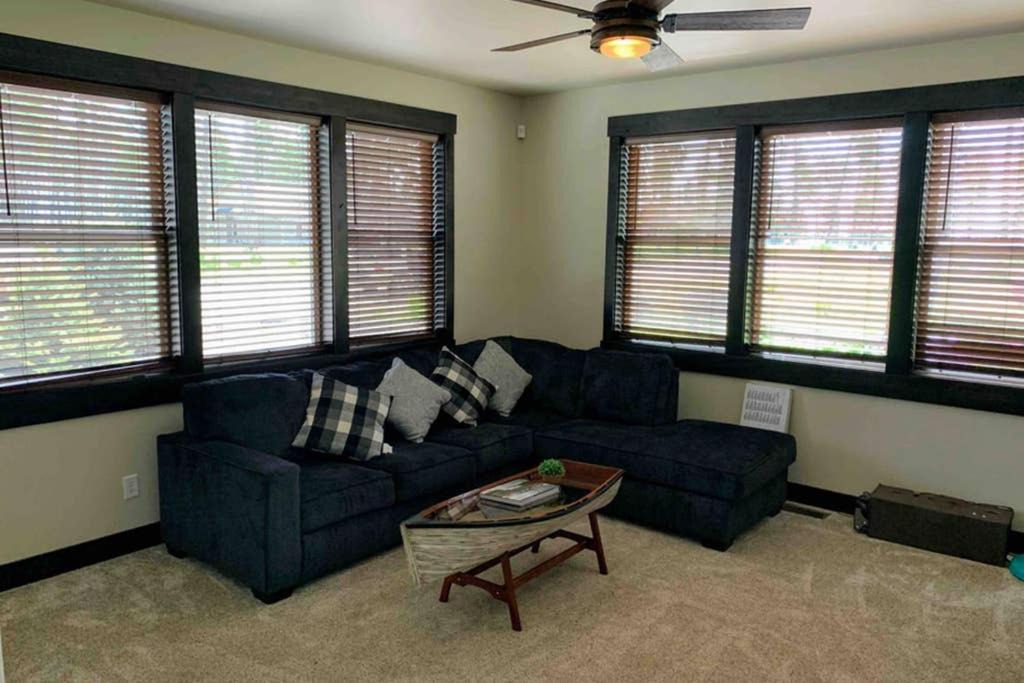 Photo of Livingroom in Columbia Falls