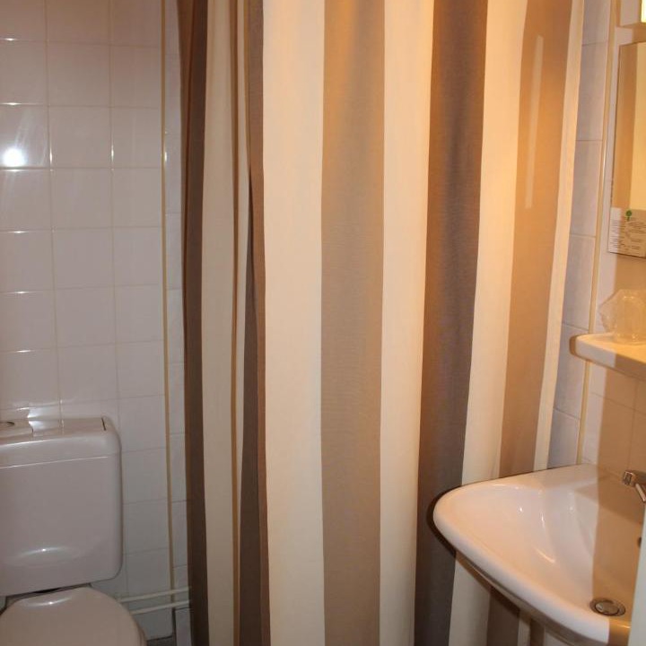 Photo of Bathroom in Cluny