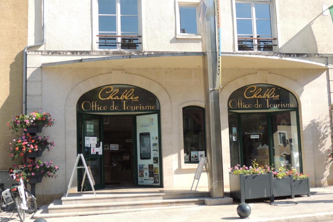 Photo of Buildings in Chablis