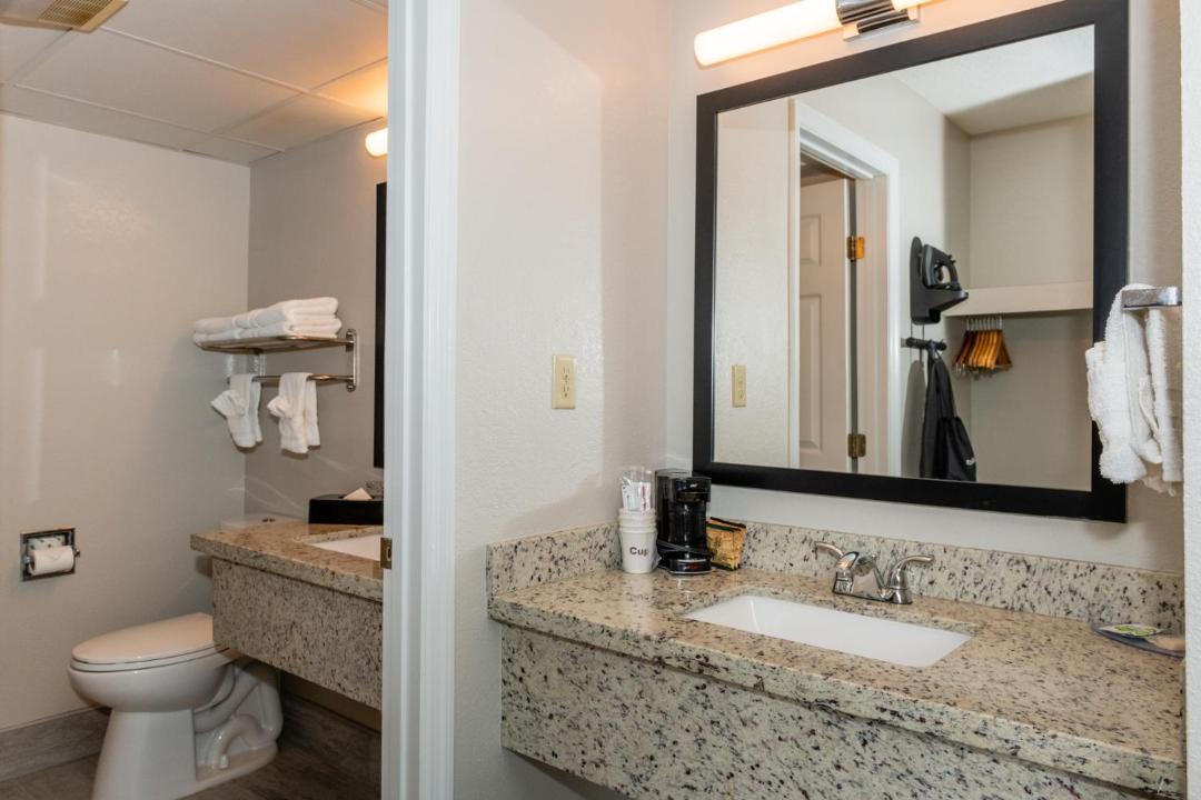 Photo of Bathroom in Pigeon Forge