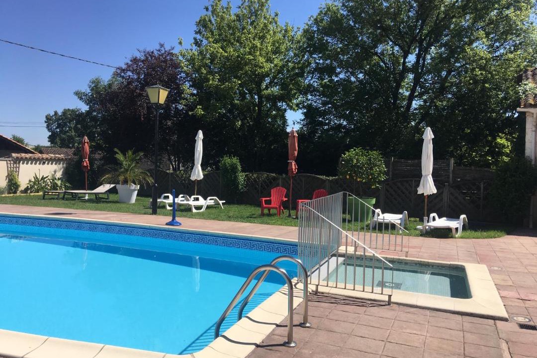 Photo of Others in Les Leves-et-Thoumeyragues