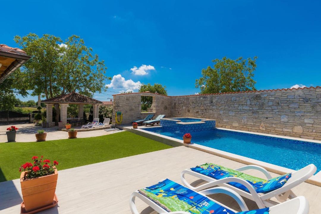 Photo of Outdoor in Marici