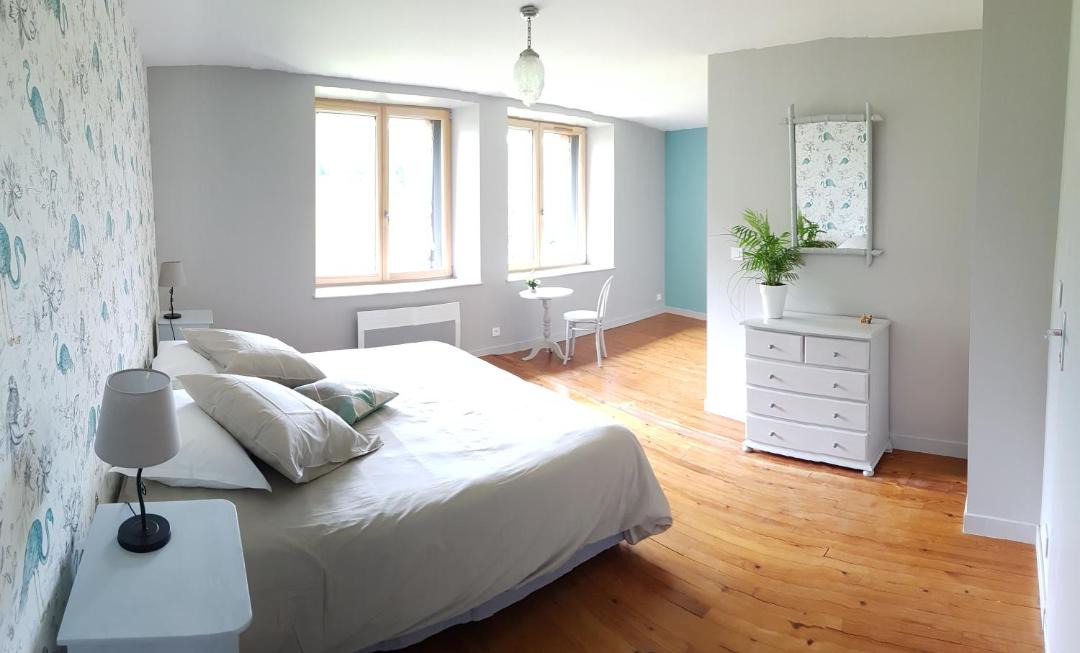 Photo of Bedroom in Mesnay