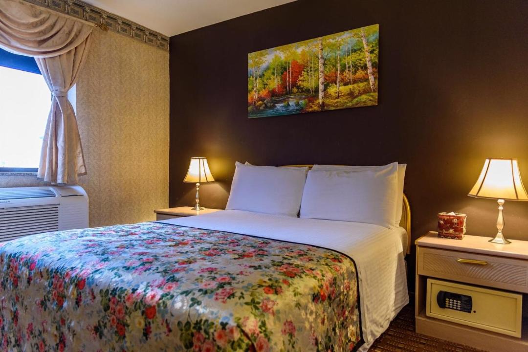 Photo of Others in Flushing Chinatown