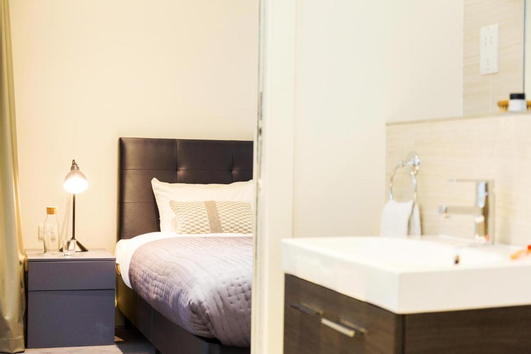 Photo of Others in Tower Hill