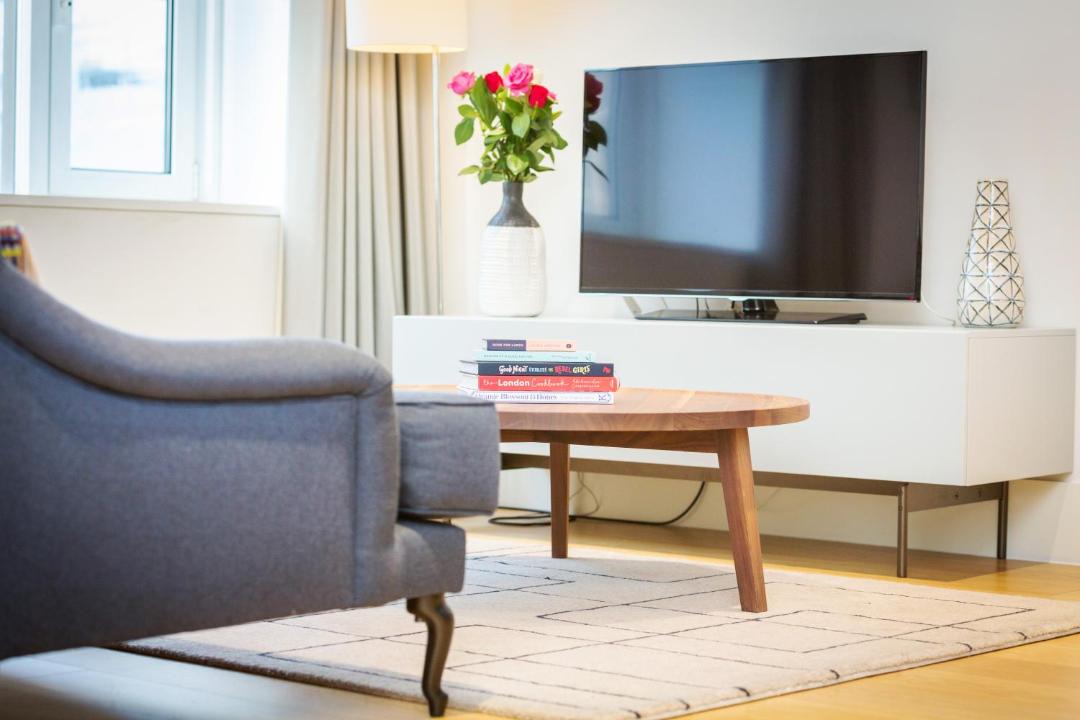 Photo of Others in Tower Hill