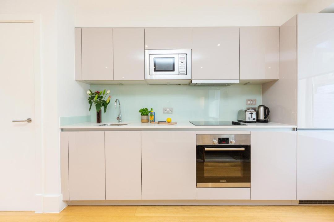 Photo of Others in Tower Hill