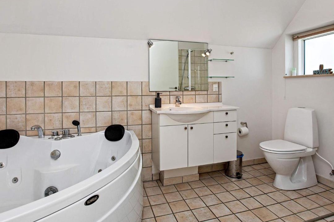 Photo of Bathroom in Marielyst