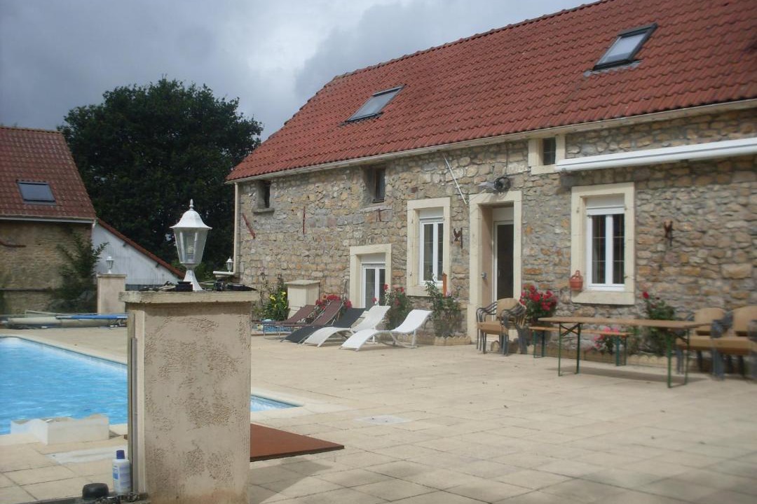 Photo of Buildings in Rety