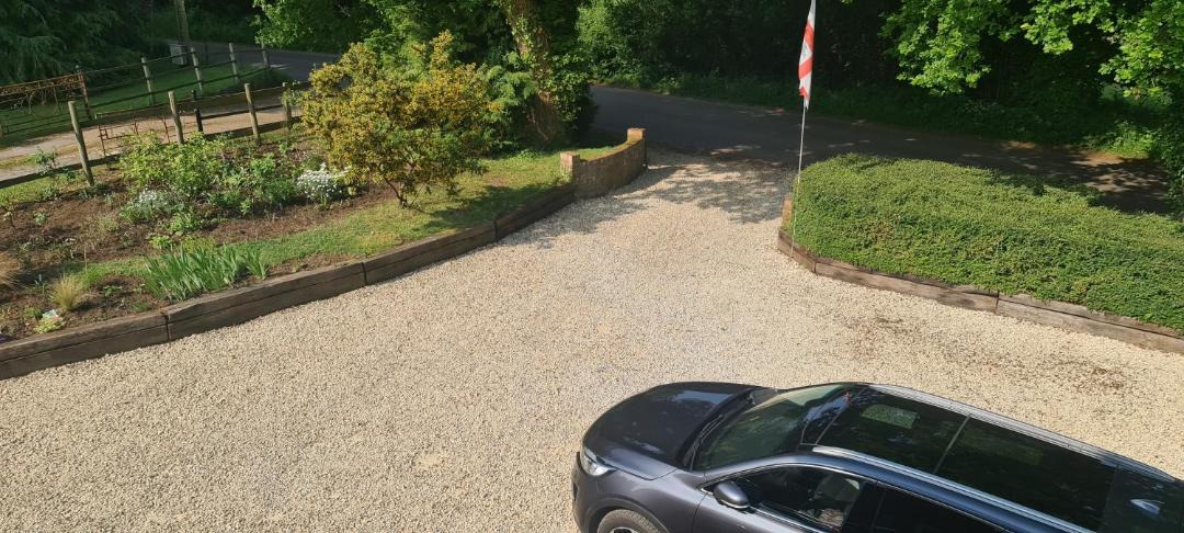 Photo of Others in Dunbridge