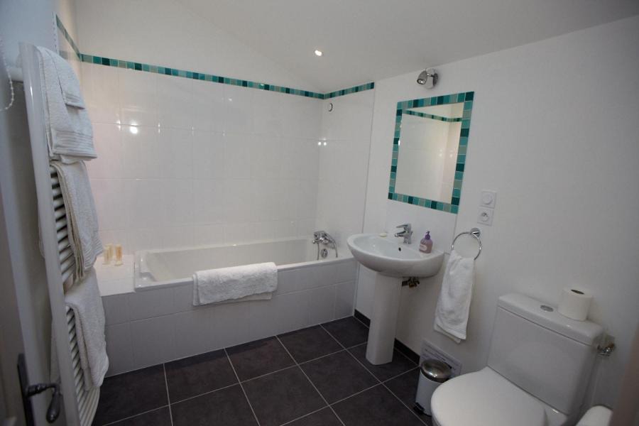 Photo of Others in Criteuil-la-Magdeleine