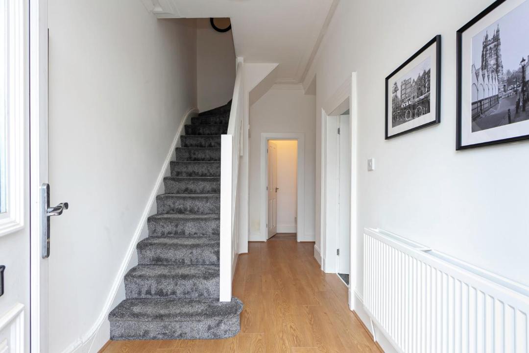 Photo of Others in Belle Vue