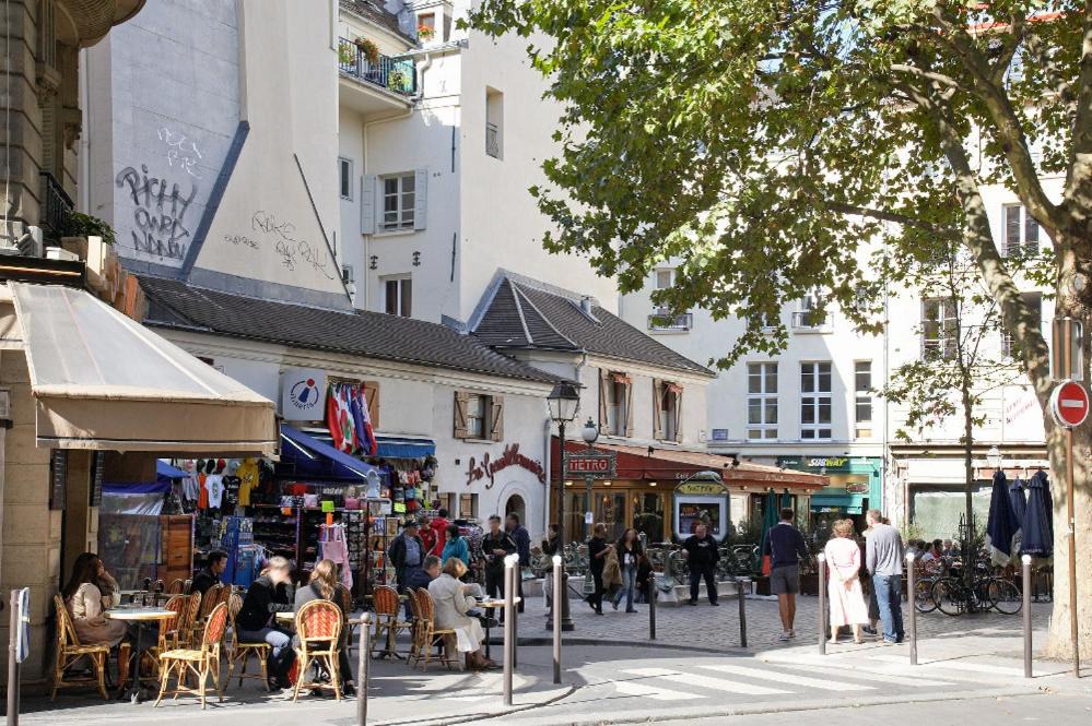 Photo of Others in Quartier de la Monnaie