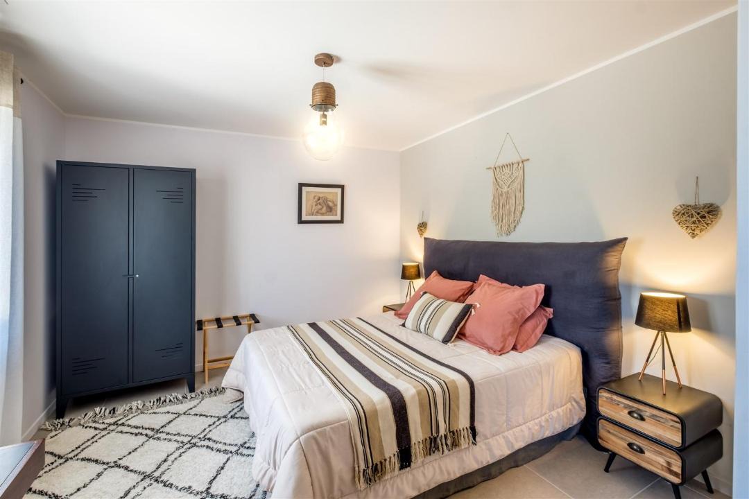 Photo of Others in Saint-Medard-d'Eyrans