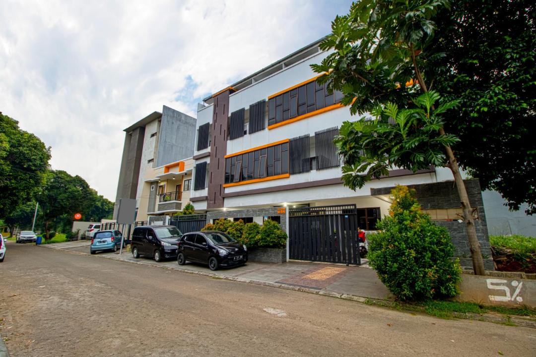 Photo of Buildings in Serpong