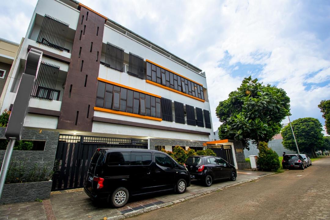 Photo of Buildings in Serpong