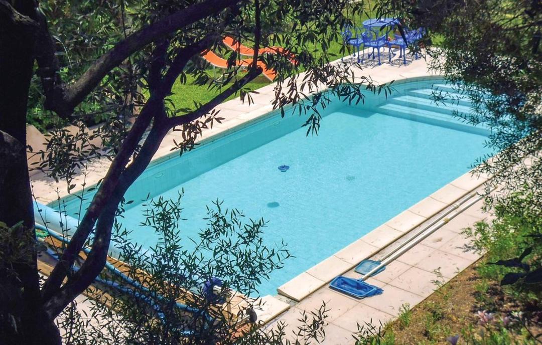 Photo of Outdoor in Montseret
