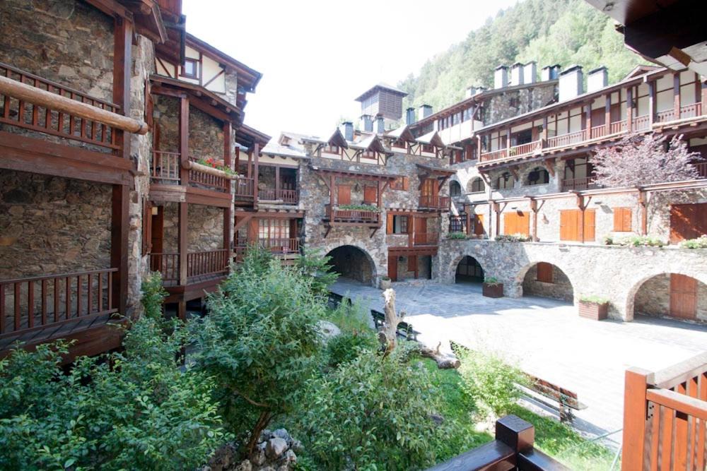 Photo of Buildings in Mas de Ribafeta