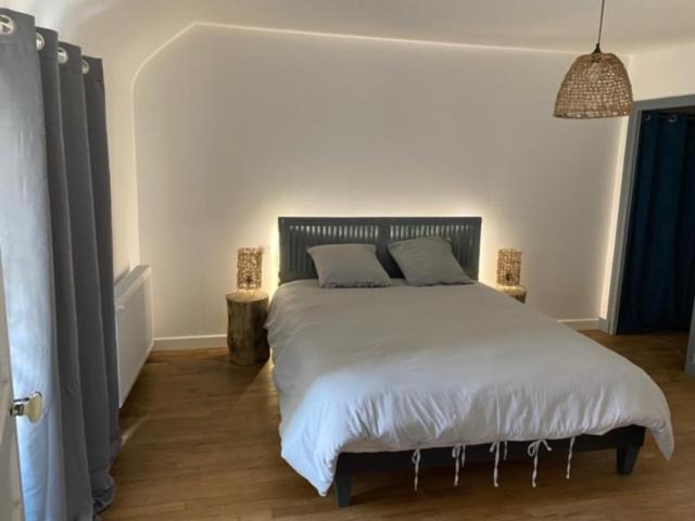 Photo of Bedroom in Mosson