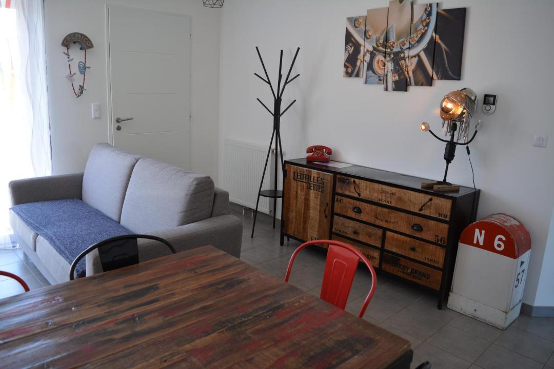 Photo of Others in Rully