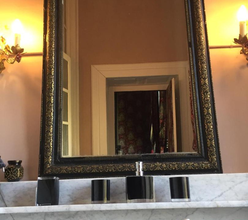 Photo of Bathroom in Couin