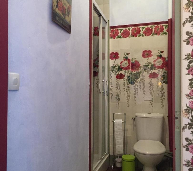 Photo of Bathroom in Couin