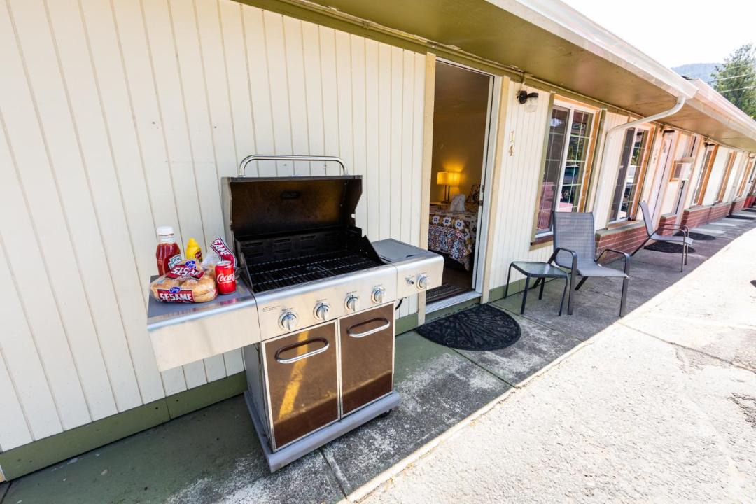 Photo of Others in Oakridge