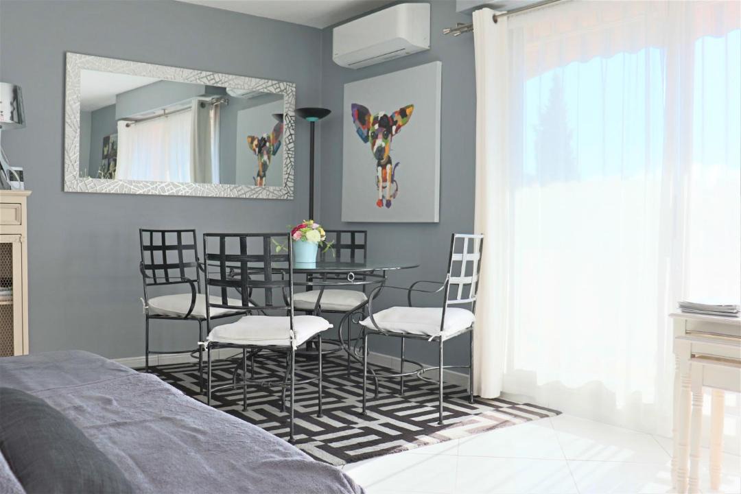 Photo of Bedroom in Hyeres City Centre