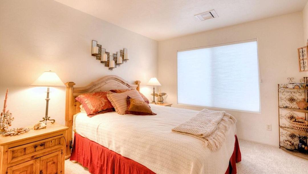 Photo of Bedroom in Oro Valley