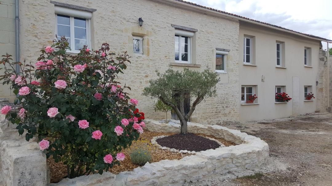 Photo of Buildings in Vendeuvre-du-Poitou