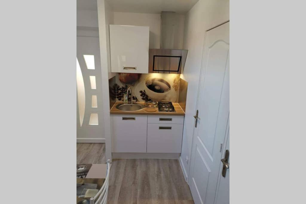 Photo of Kitchen in Savigny-le-Temple