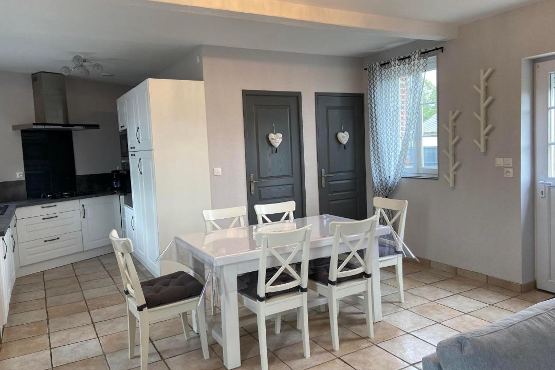 Photo of Livingroom in Wanchy-Capval