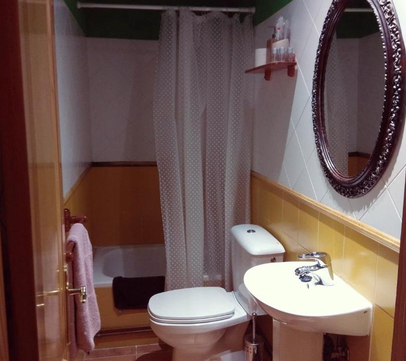 Photo of Bathroom in Regumiel de la Sierra