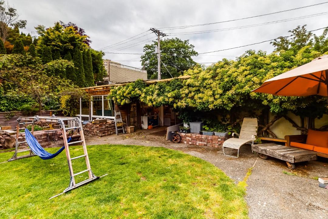 Photo of Others in Stadium District