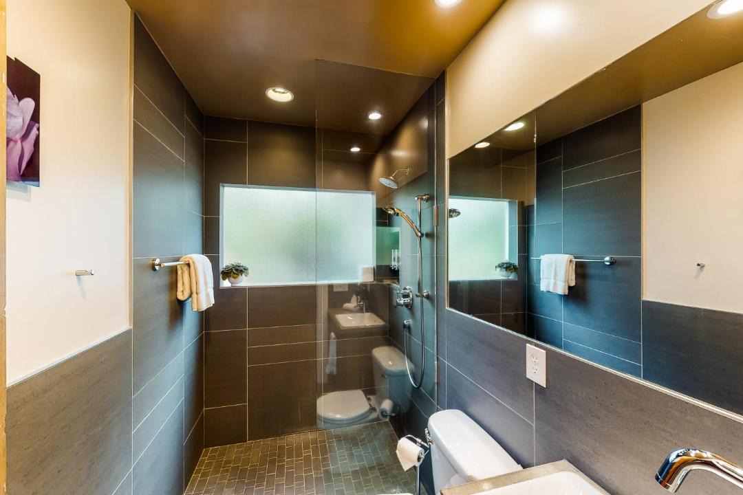 Photo of Others in Stadium District