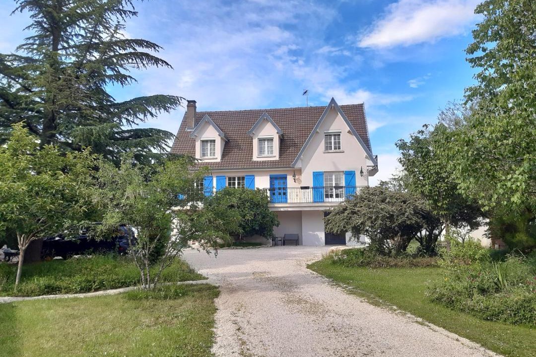 Photo of Others in Corpeau