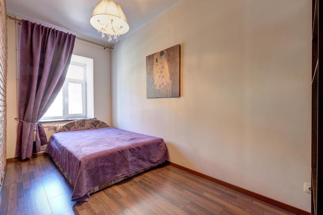 Photo of Bedroom in Ligovka Yamskaya