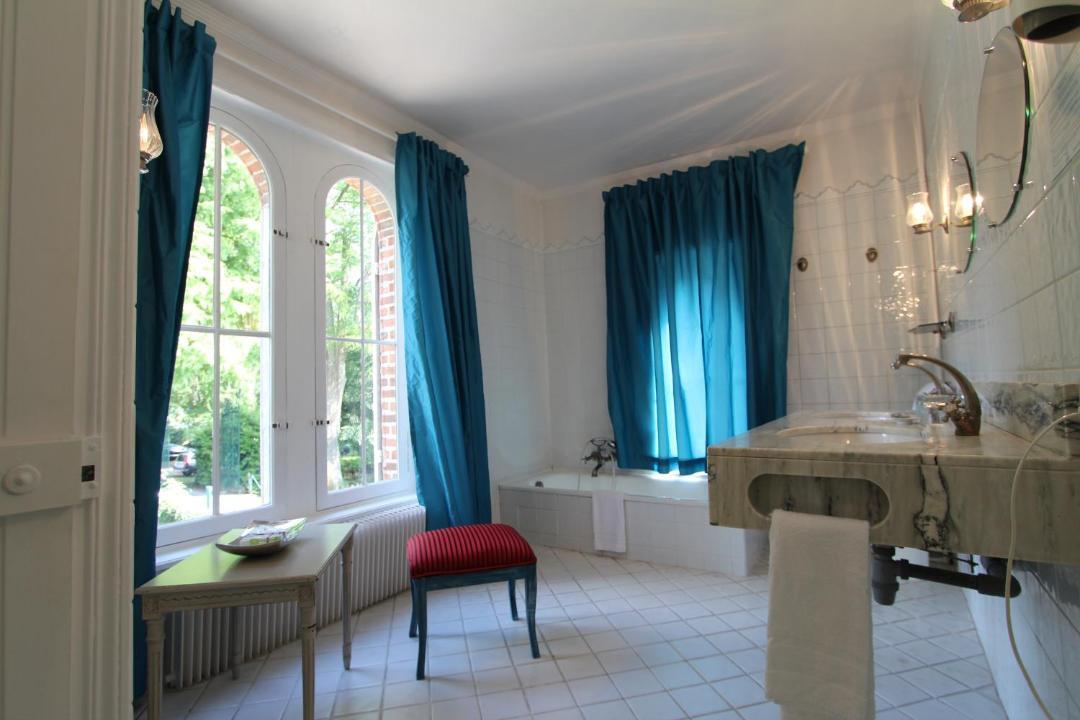 Photo of Livingroom in La Ferte-Saint-Aubin