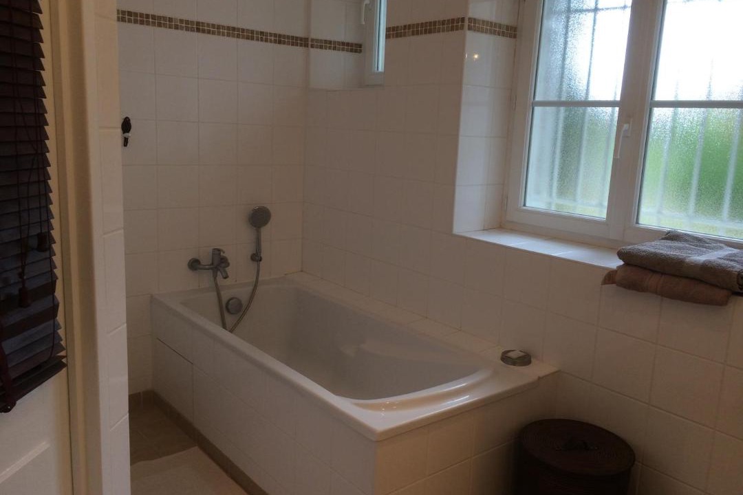 Photo of Bathroom in Checy