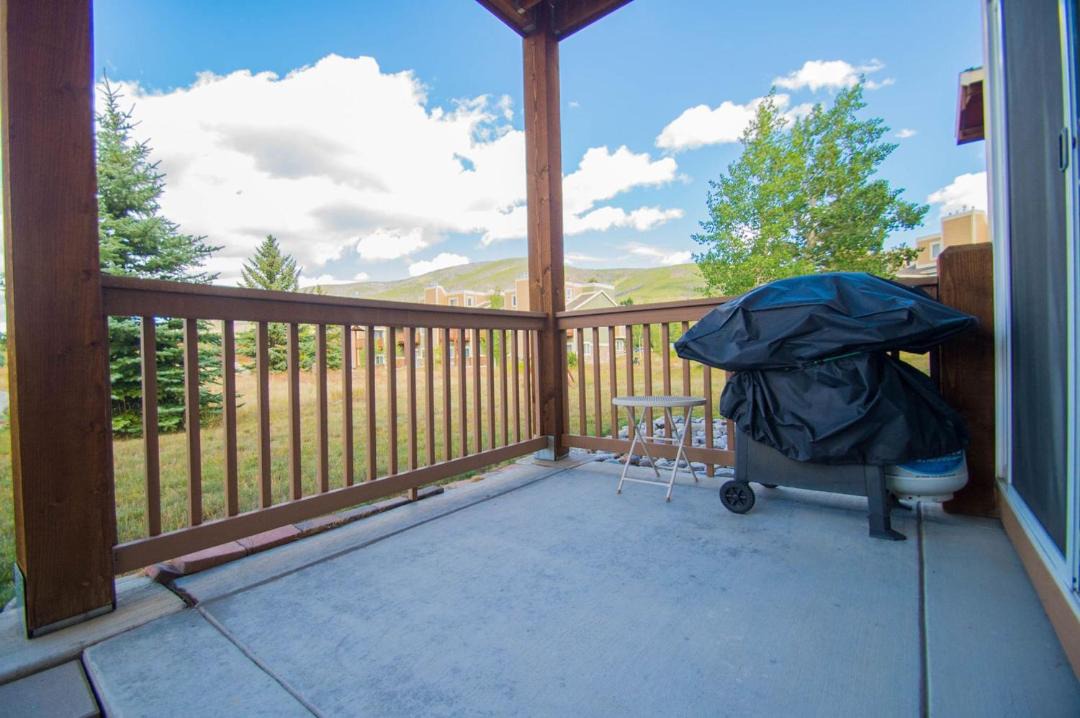 Photo of Patio Balcony in Summit Cove