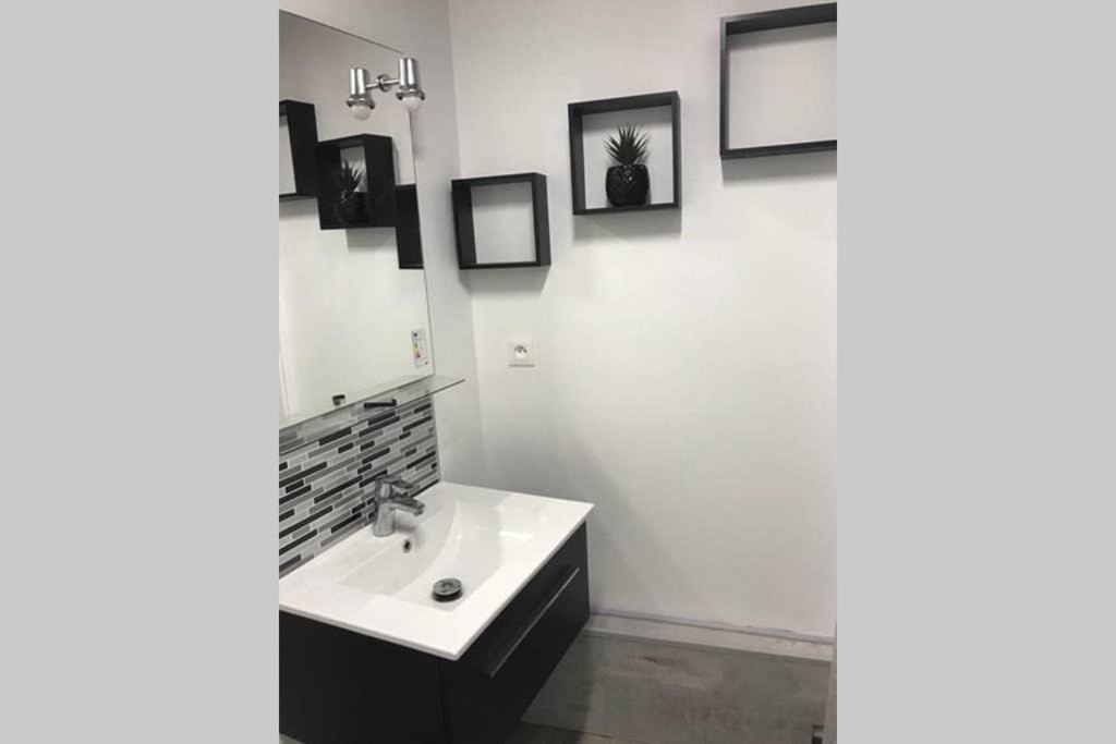 Photo of Bathroom in Lavaur