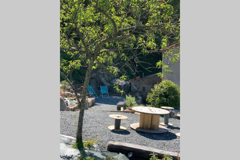 Photo of Patio Balcony in Les Chatelliers-Chateaumur