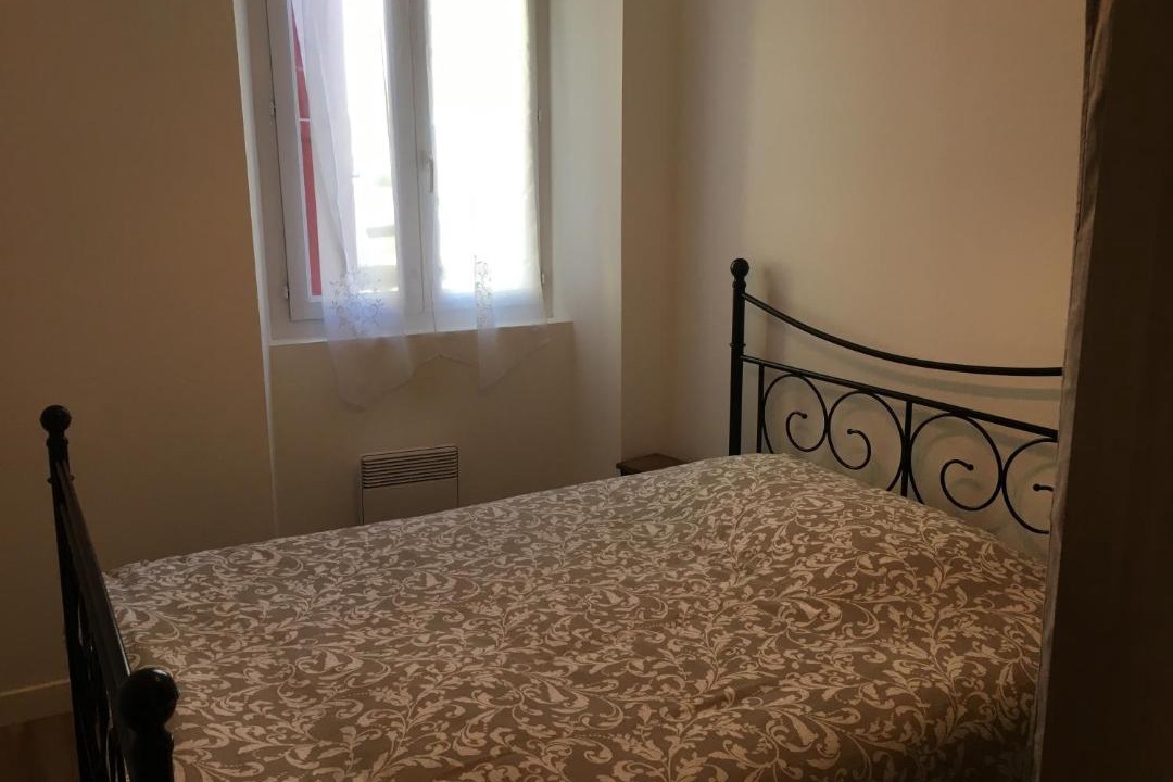 Photo of Bedroom in Lautrec