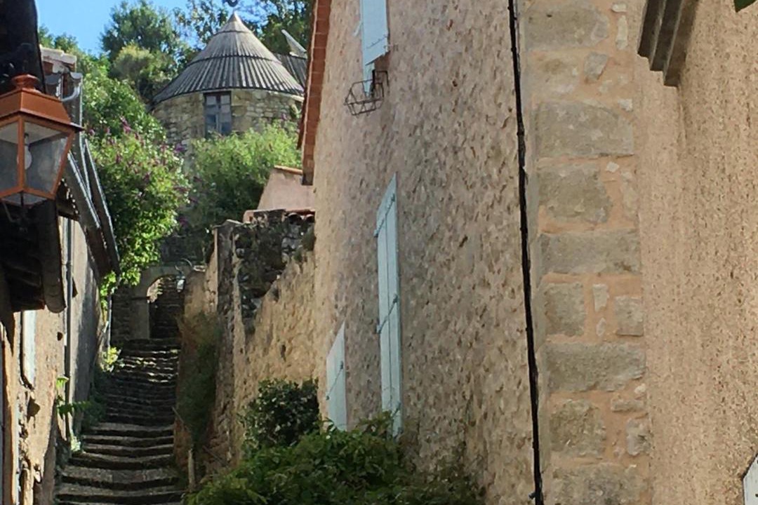 Photo of Buildings in Lautrec