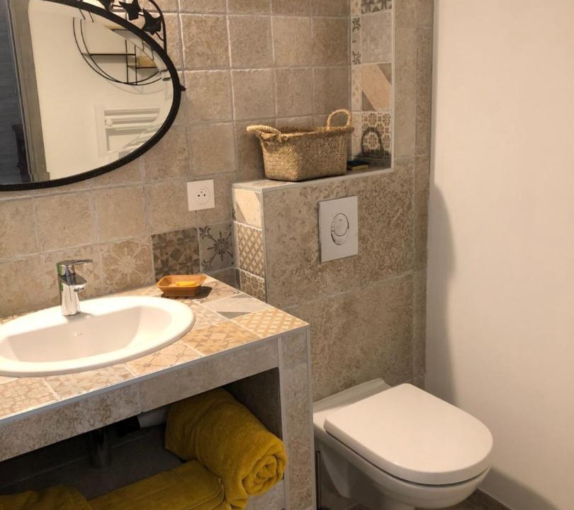 Photo of Others in Galeria