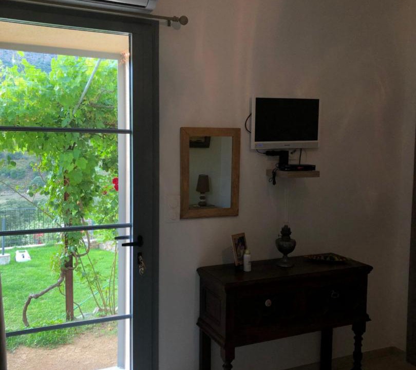 Photo of Others in Galeria