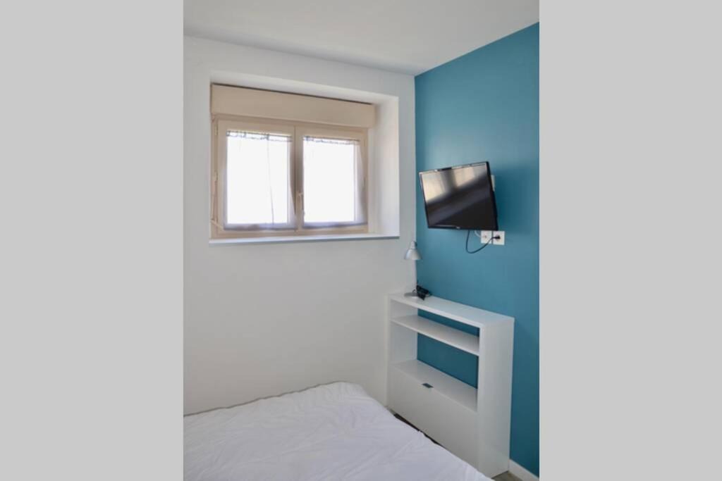Photo of Bedroom in Avoine
