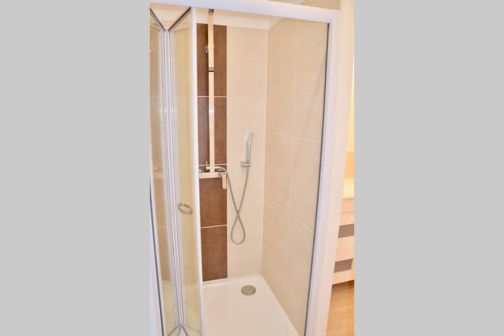 Photo of Bathroom in Avoine
